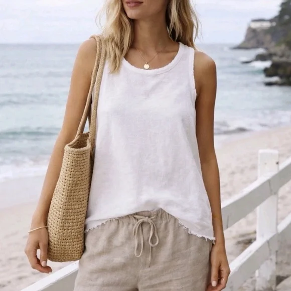 J. Jill Classic White Sleeveless Linen Blend Knit Top - Picture 1 of 7